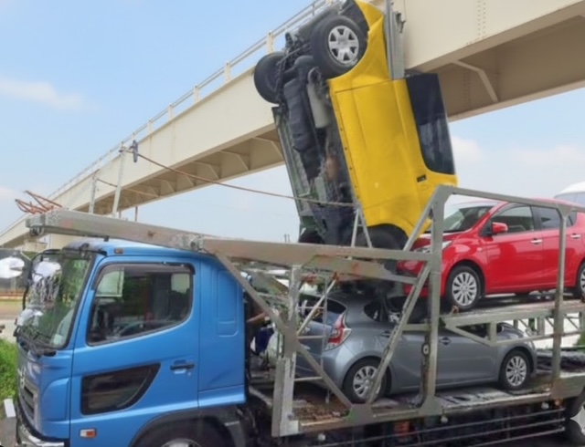 新車がやってきた！